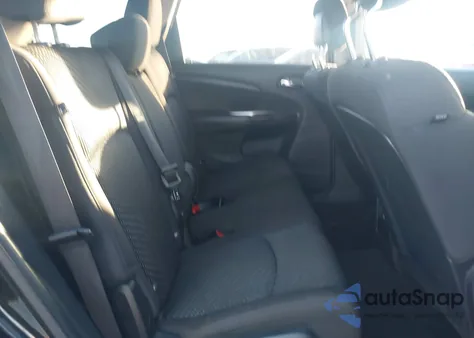 2013 Dodge Journey Sxt z USA, uszkodzony, nr VIN 3C4PDCBGXDT619163